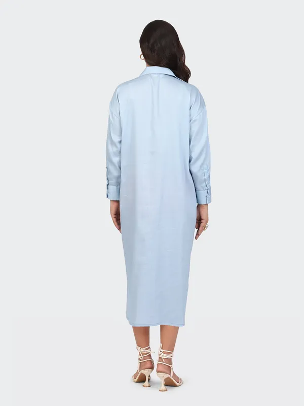 Blue_Cotton_Sky_Embroidered_Pockets_Oversized_Calf_Length_Dress_For_Women