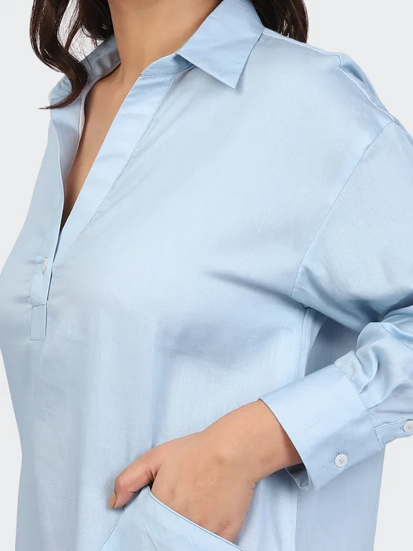 Blue_Cotton_Sky_Embroidered_Pockets_Oversized_Calf_Length_Dress_For_Women