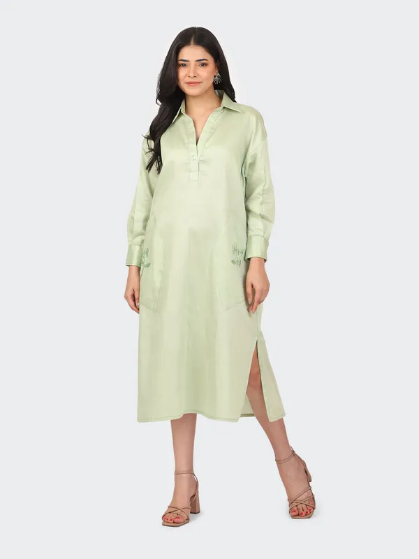 Green_Cotton_Mint_Embroidered_Pockets_Oversized_Calf_Length_Dress_For_Women