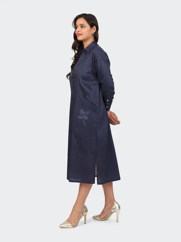 Navy_Blue_Cotton_Embroidered_Pockets_Oversized_Calf_Length_Dress_For_Women