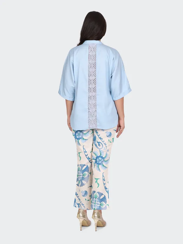 Sky_Blue_Cotton_Kimono_Sleeves_Decorative_Lace_Back_Co_Ord_Set_For_Women