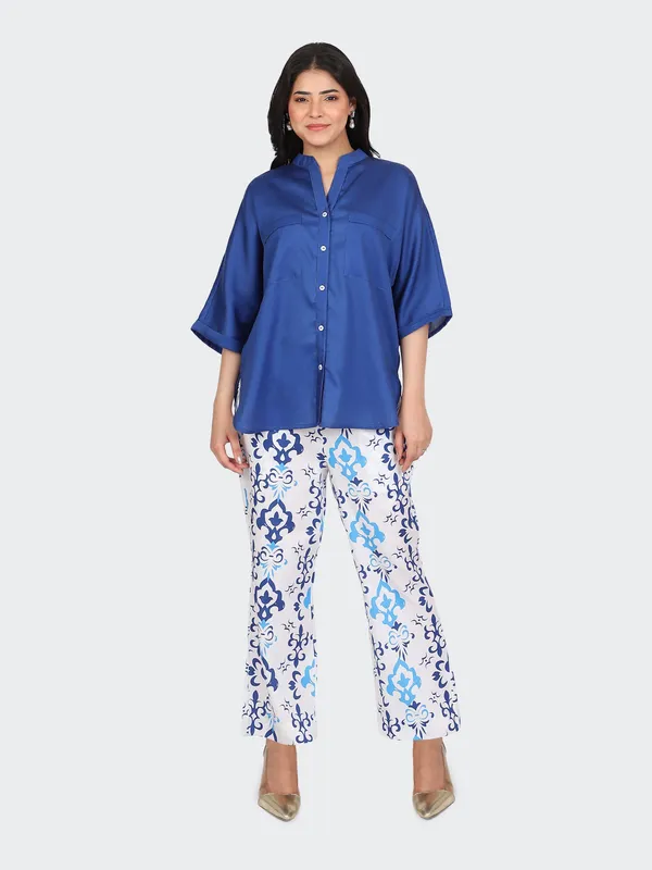 Blue_Cotton_Royal_Kimono_Sleeves_Decorative_Lace_Back_Co_Ord_Set_For_Women