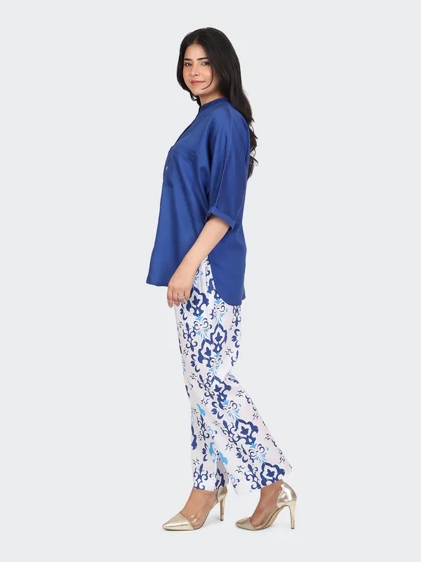 Blue_Cotton_Royal_Kimono_Sleeves_Decorative_Lace_Back_Co_Ord_Set_For_Women