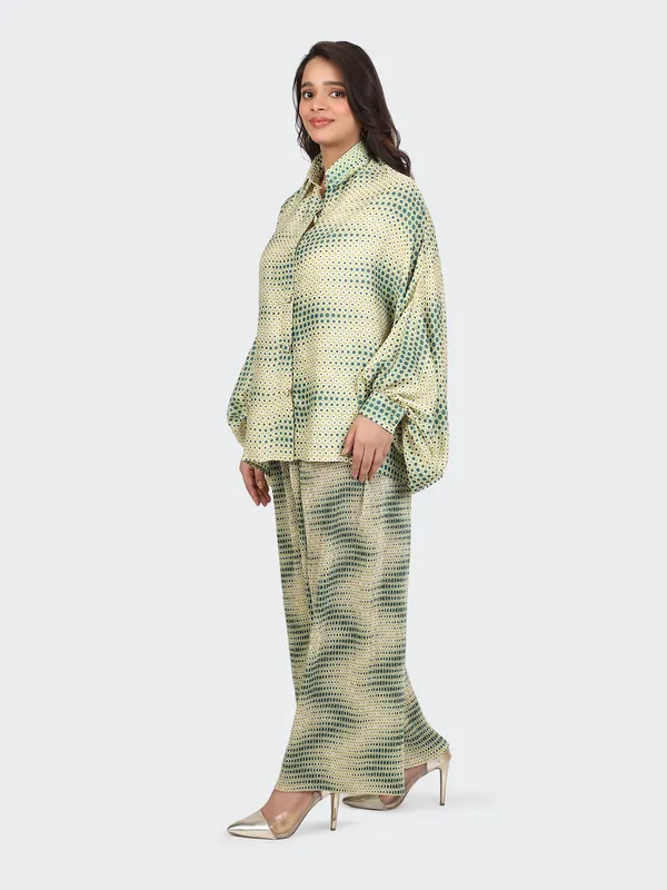 Green_Cotton_Lime_Kimono_Sleeves_Decorative_Lace_Back_Co_Ord_Set_For_Women