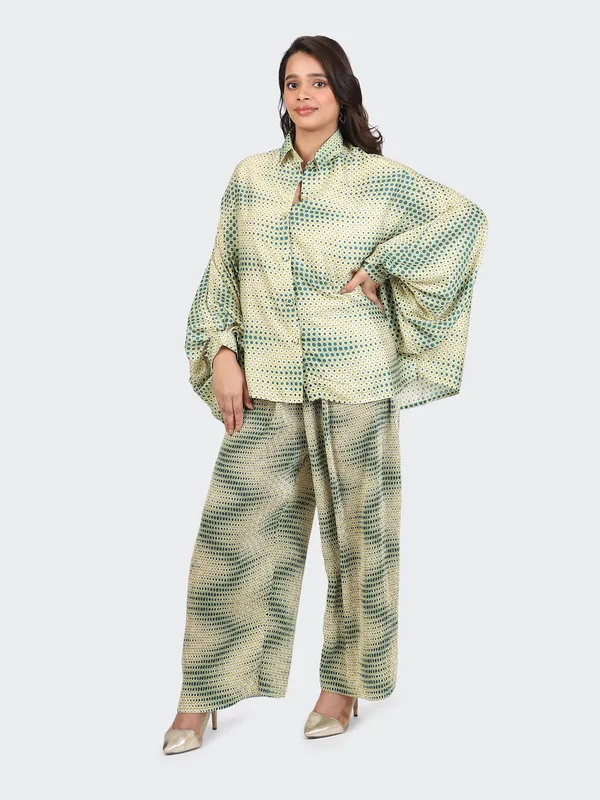 Green_Cotton_Lime_Kimono_Sleeves_Decorative_Lace_Back_Co_Ord_Set_For_Women