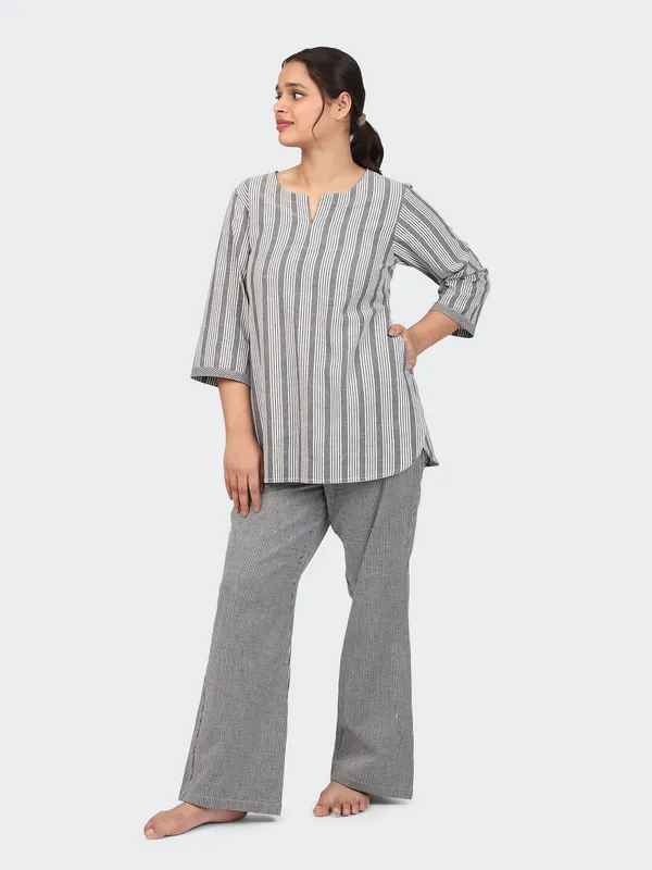 Grey_Fine_Cotton_Comfortable_Co_Ord_Set_For_Women