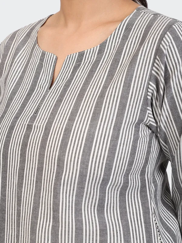 Grey_Fine_Cotton_Comfortable_Co_Ord_Set_For_Women