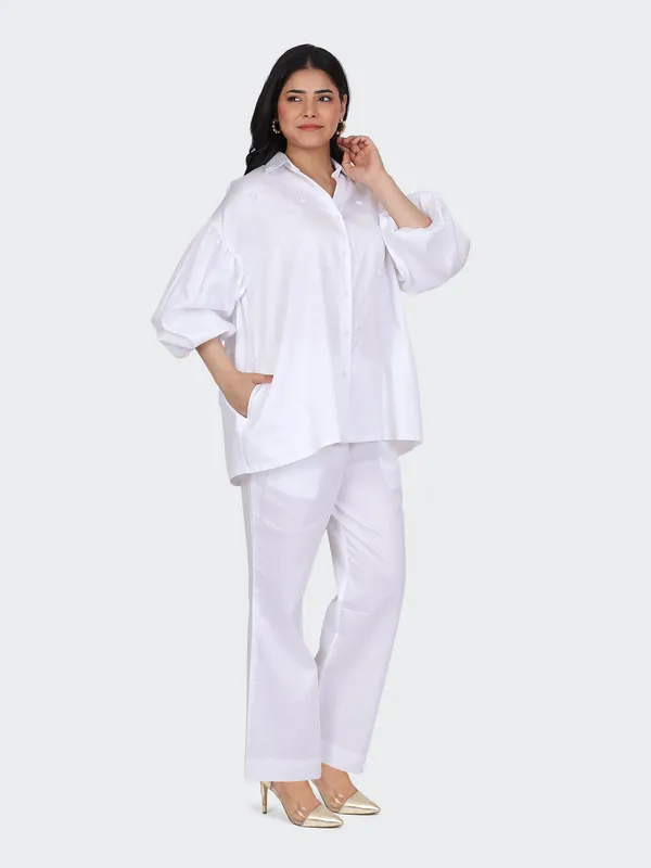 White_Fine_Cotton_Comfortable_Co_Ord_Set_For_Women