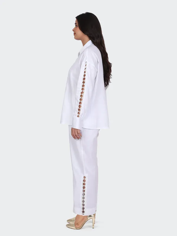 White_Fine_Cotton_Comfortable_Co_Ord_Set_For_Women