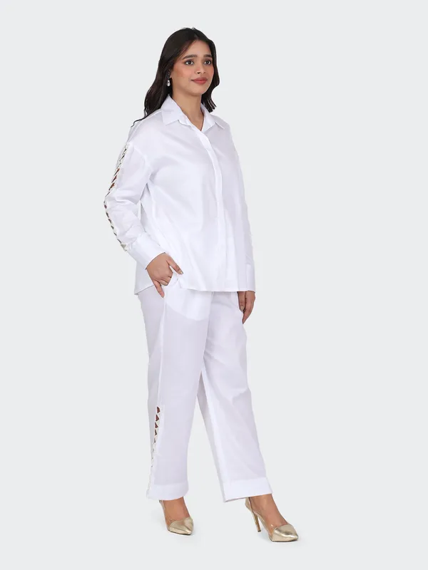 White_Fine_Cotton_Comfortable_Co_Ord_Set_For_Women