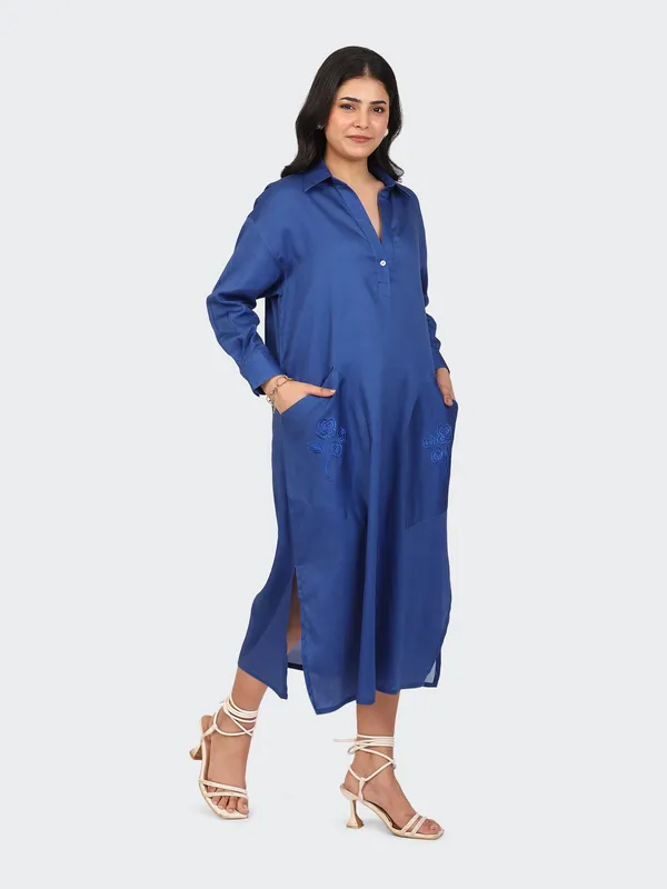 Royal_Blue_Cotton_Embroidered_Pockets_Oversized_Calf_Length_Dress_For_Women