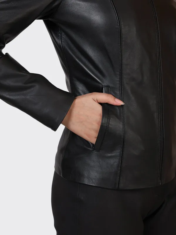 Black_Leather_Jacket_For_Women