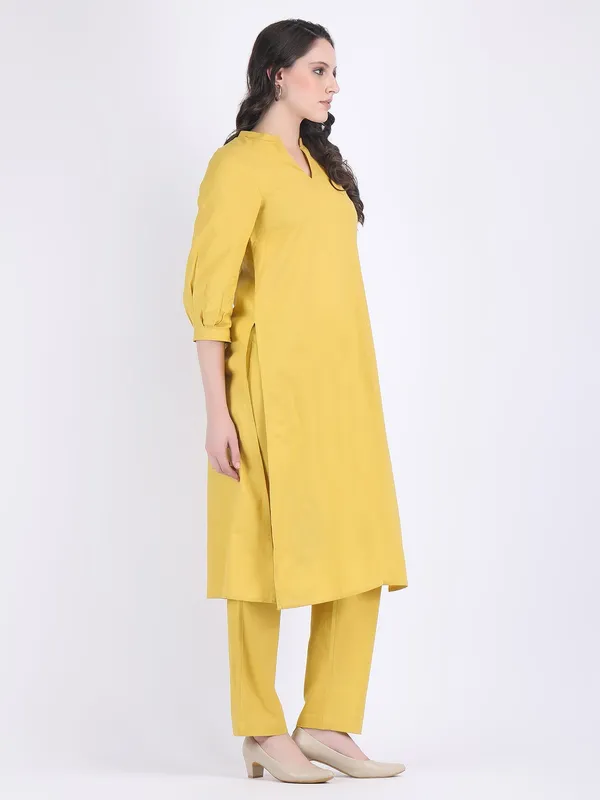 Yellow_Cotton_Flex_Lemon_Curry_Comfort_Wear_Kurta_Set_For_Women