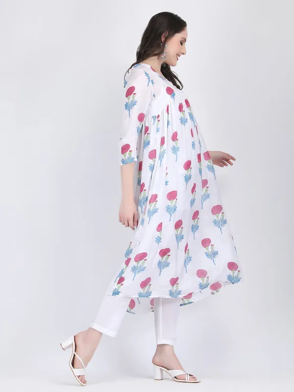 White_Muslin_Viscose_Pink_Floral_Motifs_Flared_Long_Shirt_For_Women