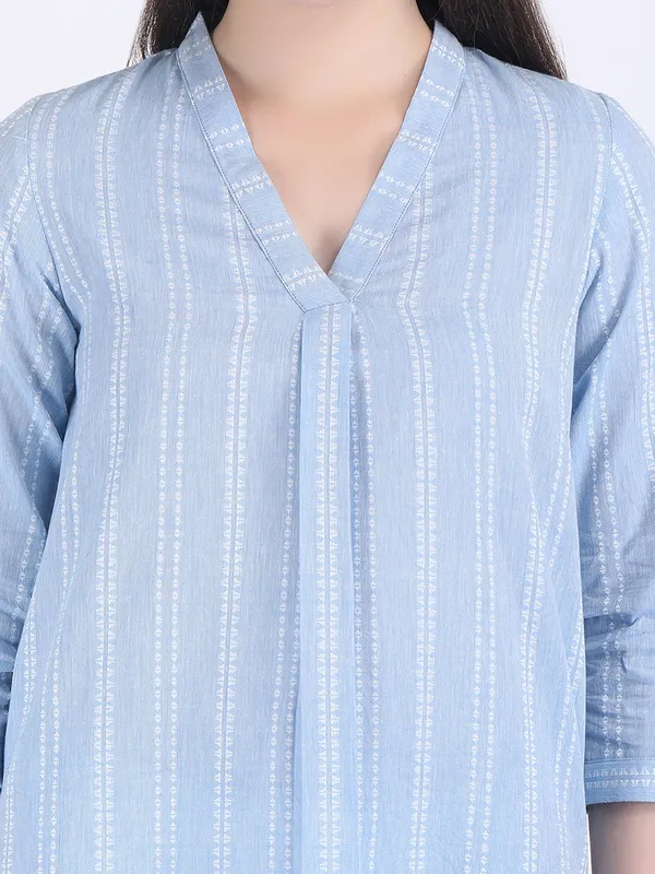 Blue_Handloom_Cotton_Aqua_Comfort_Wear_Kurta_Set_For_Women