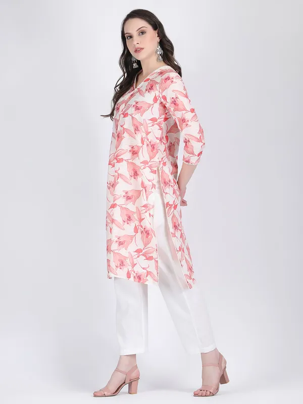 Pink_Cotton_Chanderi_Tulip_Pearl_Lace_Comfort_Wear_Kurta_Set_For_Women