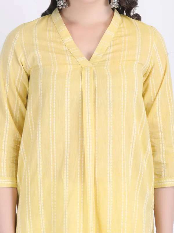 Yellow_Handloom_Cotton_French_Vanilla_Comfort_Wear_Kurta_Set_For_Women