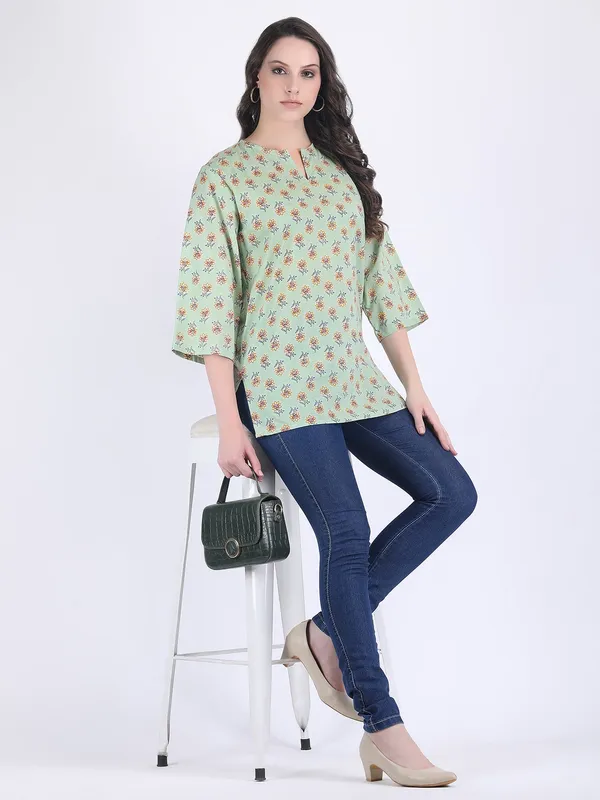 Green_Cotton_Print_Kurti_For_Women