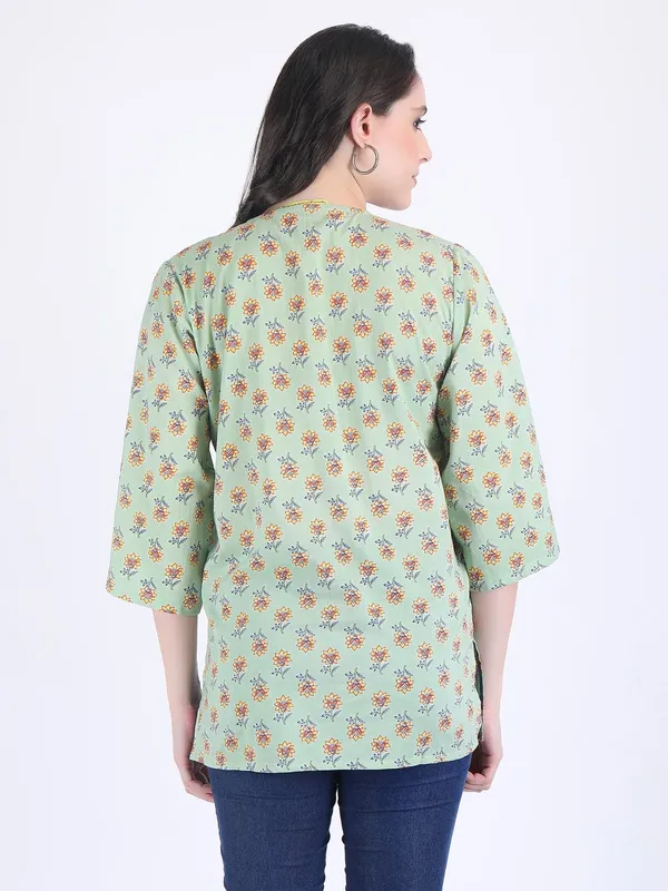 Green_Cotton_Print_Kurti_For_Women