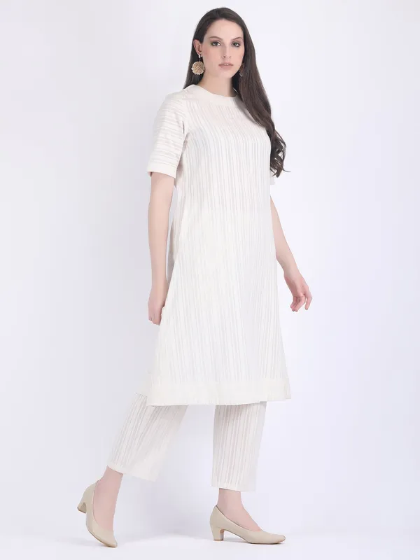 White_Cotton_Seed_Pearl_Self_Striped_A_Line_Kurta_Set_For_Women