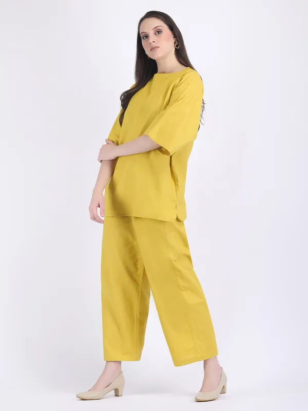 Yellow_Cotton_Flex_Lemon_Curry_Comfort_Wear_Co_Ord_Set_For_Women