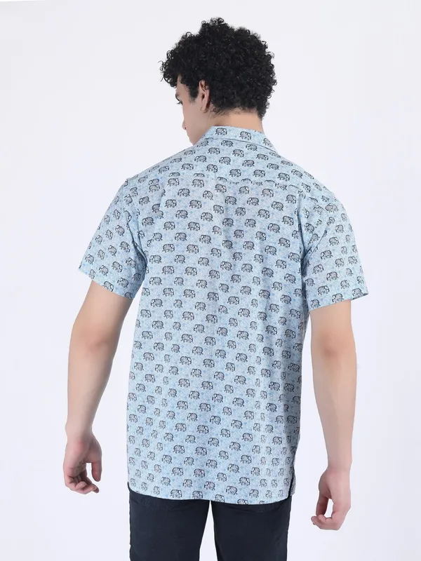 Blue_Cotton_Elephant_Print_Summer_Shirt_For_Men