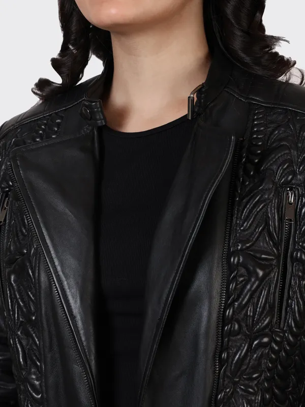 Black_Leather_Jacket_For_Women