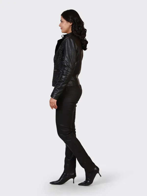 Black_Leather_Jacket_For_Women