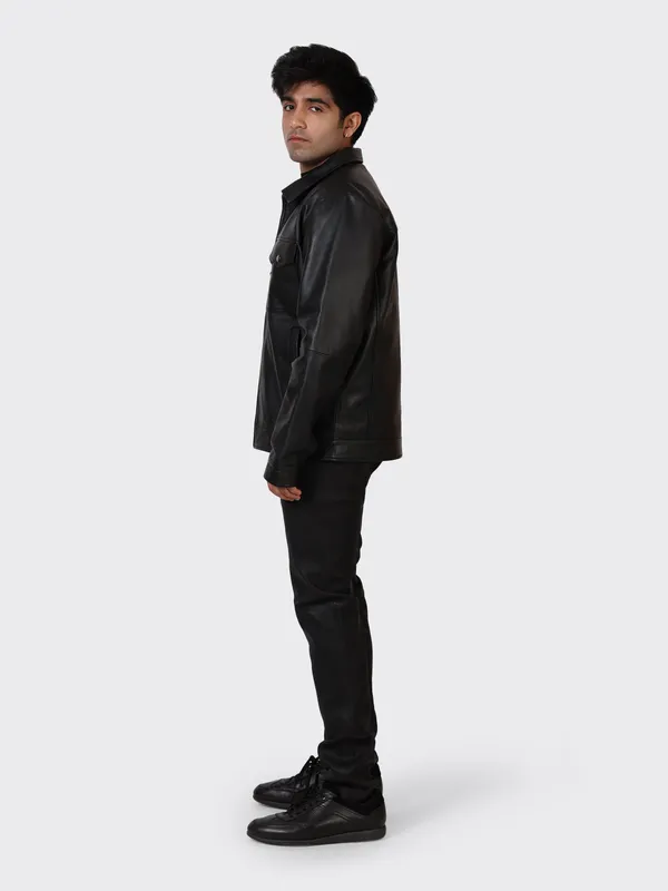 Black_Leather_Jacket_For_Men