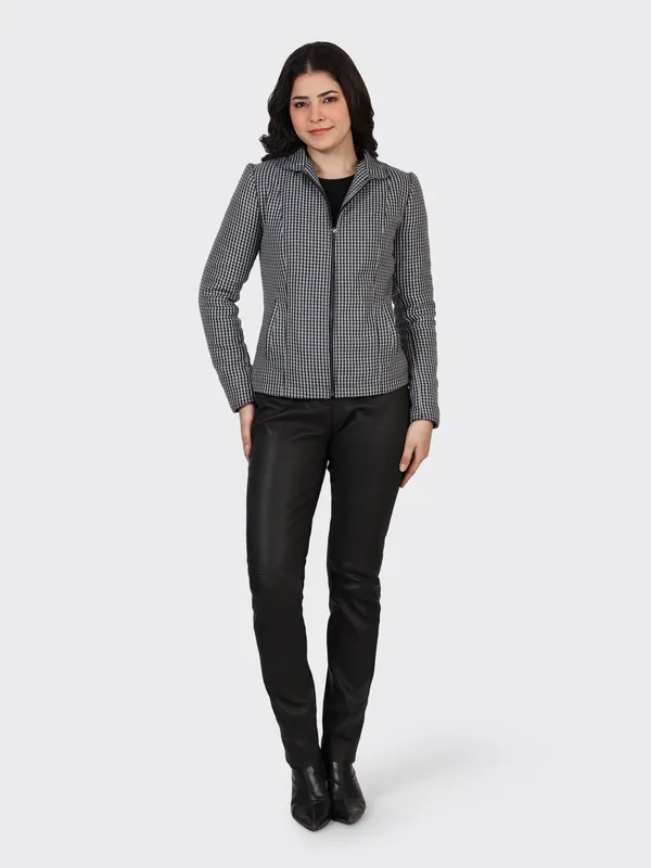 Grey_Wool_Cross_Woollen_Jacket_For_Women