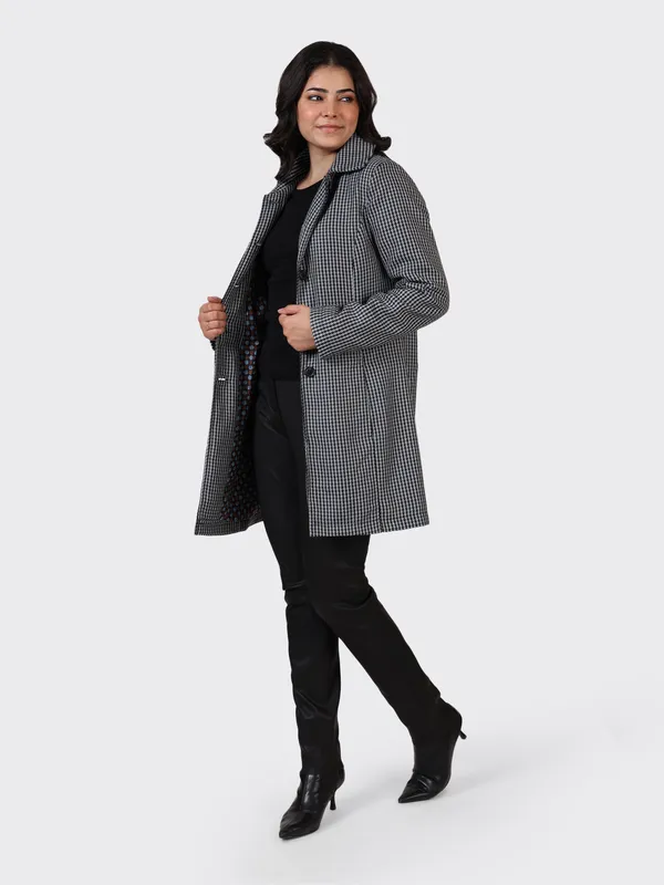 Grey_Wool_Cross_Woollen_Jacket_For_Women