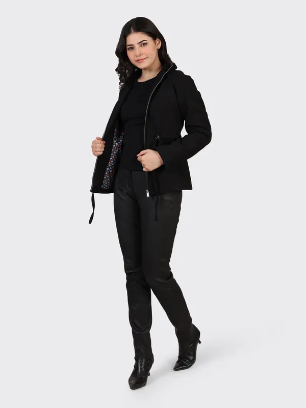Black_Wool_Woollen_Jacket_For_Women