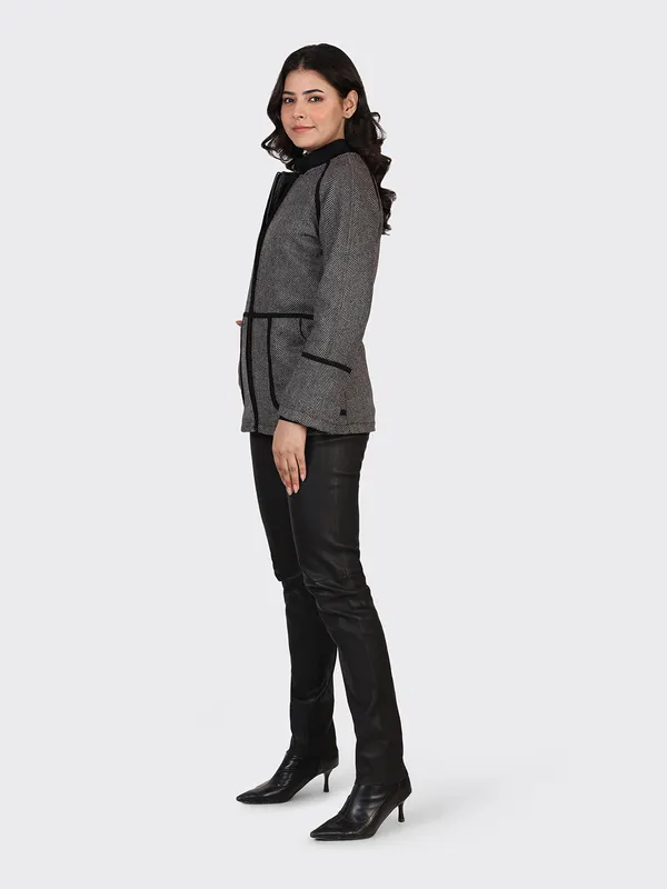 Grey_Wool_Zigzag_Woollen_Jacket_For_Women