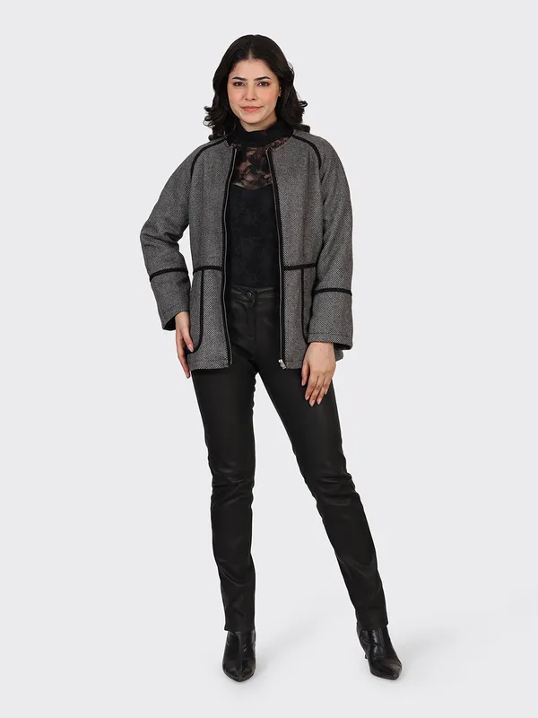 Grey_Wool_Zigzag_Woollen_Jacket_For_Women