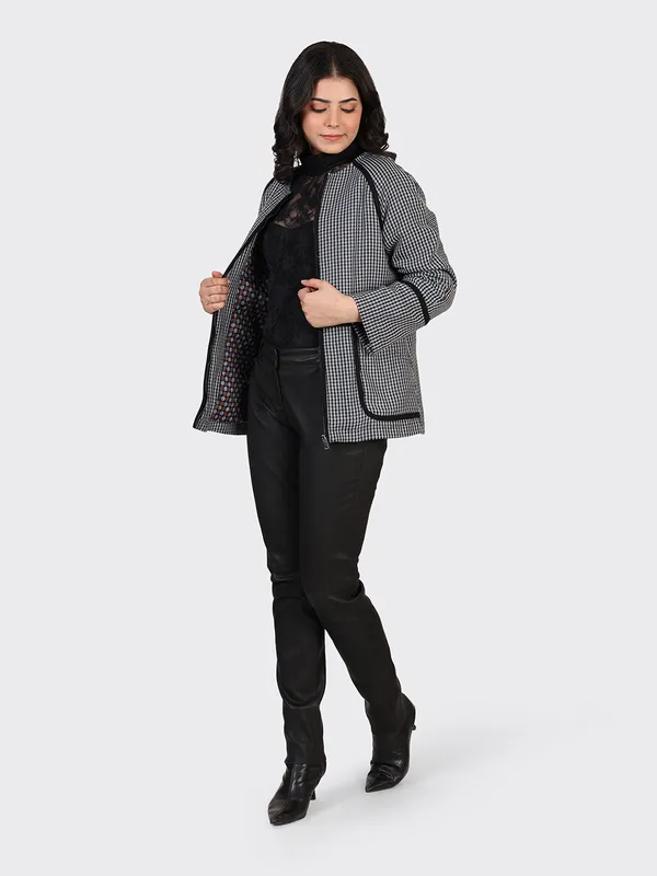 Grey_Wool_Cross_Woollen_Jacket_For_Women
