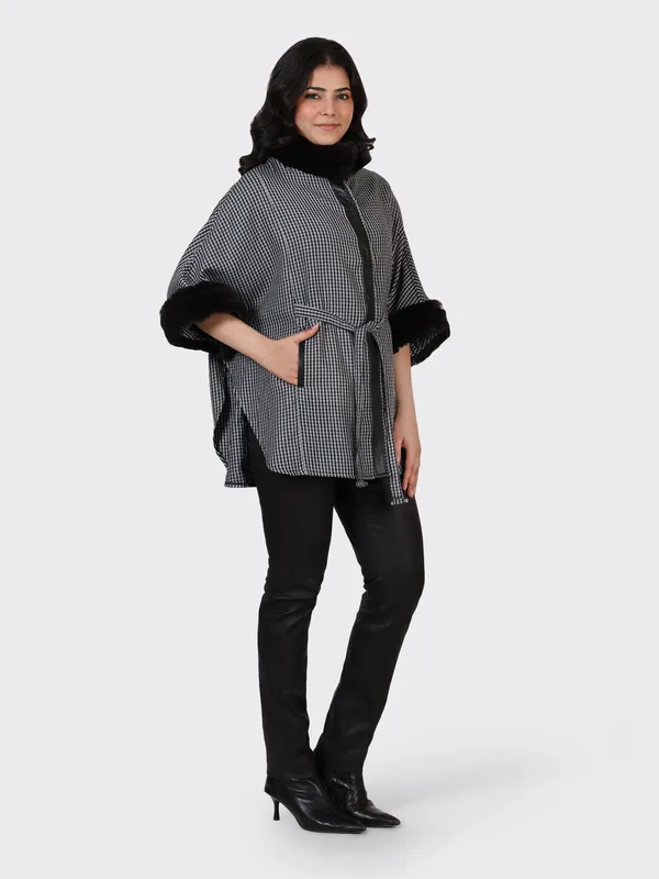 Grey_Wool_Cross_Woollen_Cape_Jacket_For_Women
