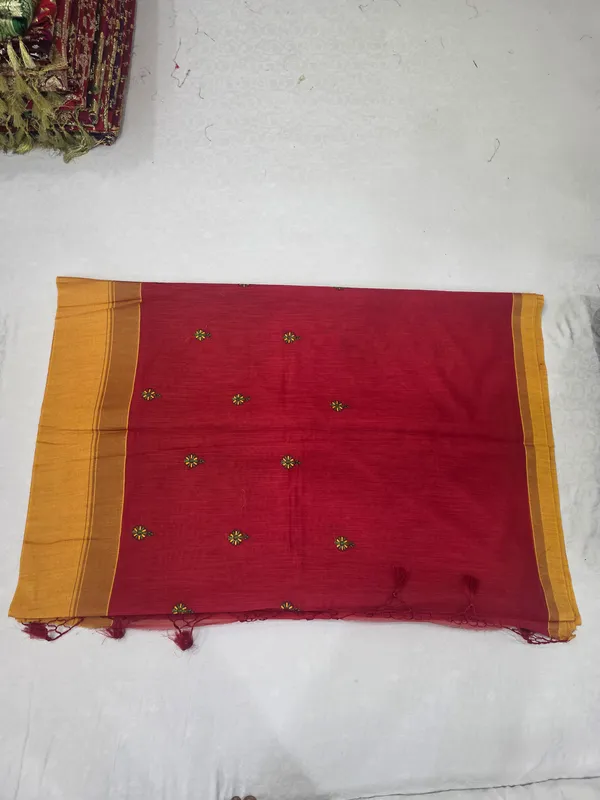 Red_Cotton_Embroidered_Saree_For_Women