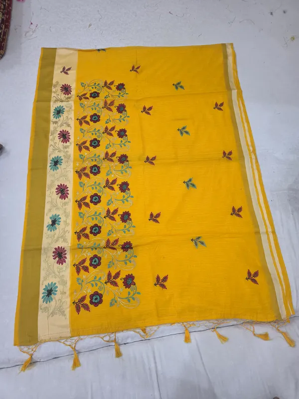 Yellow_Cotton_Floral_Printed_Saree_For_Women