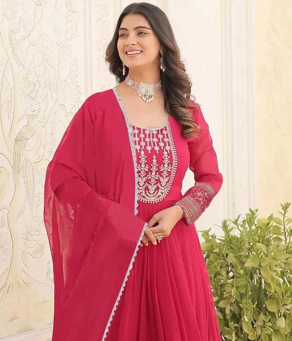 2___Anarkali_Gown_With_Dupatta_