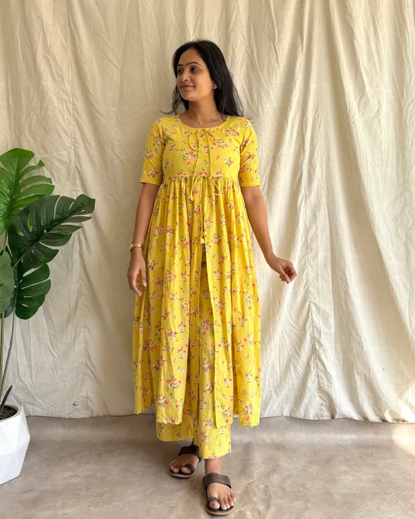 Yellow_Cotton_Premium_Kurta_Set_For_Women