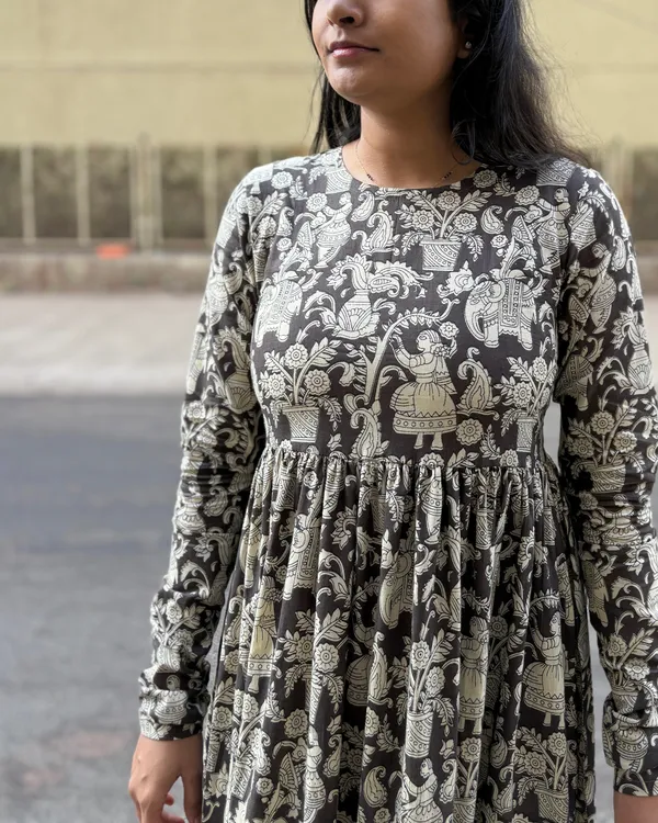 Black_And_Beige_Cotton_Premium_Dress_For_Women