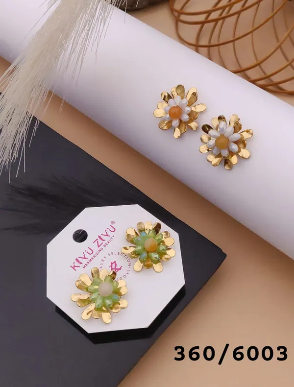Kiya_Luxe_Flower_Stud_Earrings_-_Set_Of_2_Pairs_(Orange_&_Green)