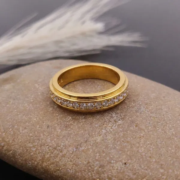 Gold-Tone_Crystal-Studded_Ring_With_Dual-Row_Design