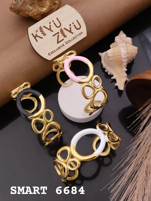 Kivu_Exclusive_Collection_Gold-Plated_Designer_Rings_Set_(Pack_Of_3)