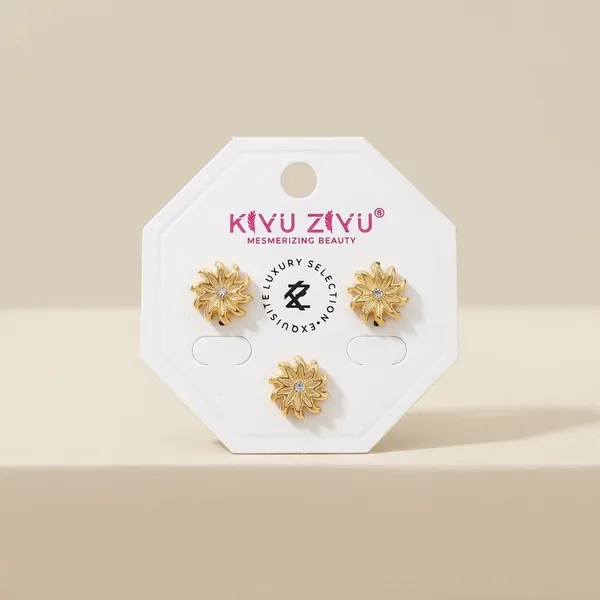 Golden_Flower_Stud_Earrings