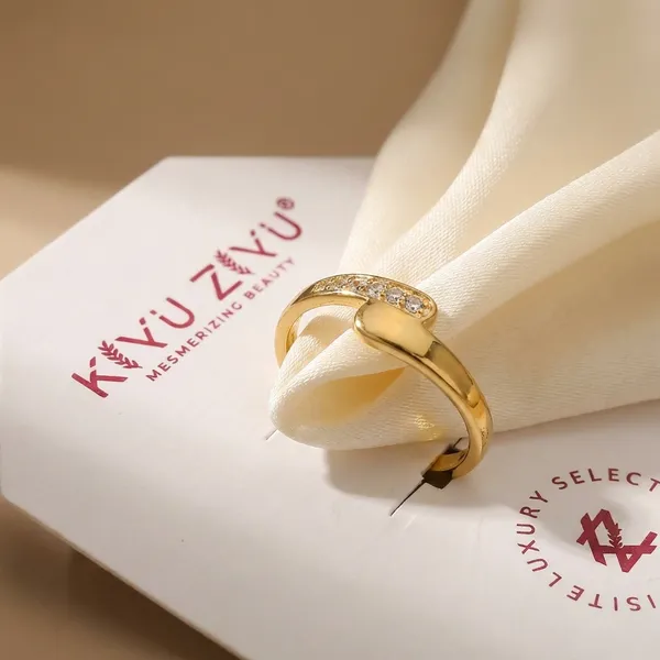 Kaku_Zkyu_Gold-Toned_Ring__Set_With_Crystal_Embellishments