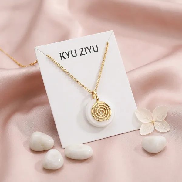 Dainty_Gold-Toned_Disc_Pendant_Necklace_With_Chain
