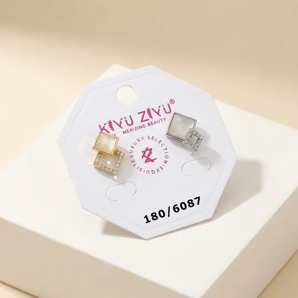 Elegant_Gold-Tone_Square_Stud_Earrings_With_Crystal_Detailing
