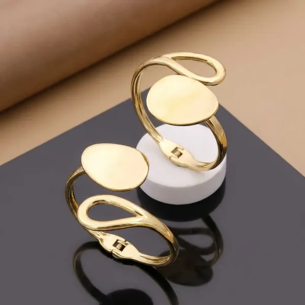 Ki_Yu_Zu_Exclusive_Collection_Gold-Tone_Double_Ring_Set
