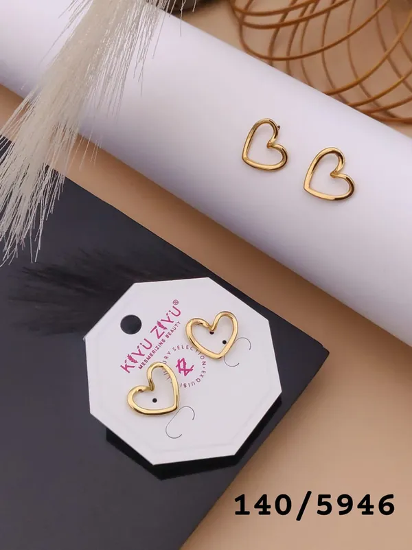 Gold-Toned_Heart_Shaped_Earrings